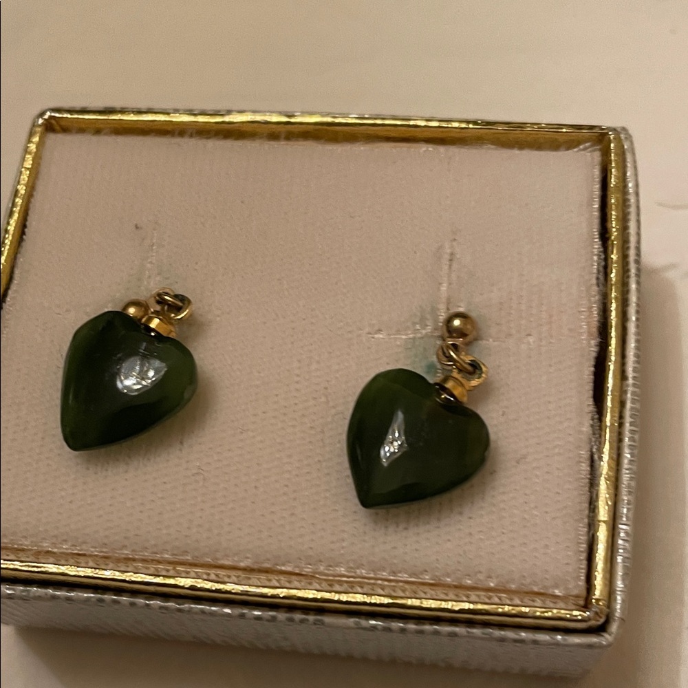 Elegant Heart-Shaped Green Earrings